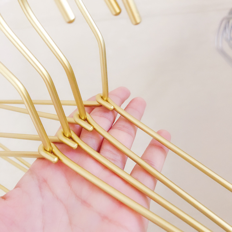 Unprinted Aluminum Hanger Golden Metal Drying Hanger Seamless Space Aluminum Solid Clothes Hanger Wet and Dry Household Clothes Support