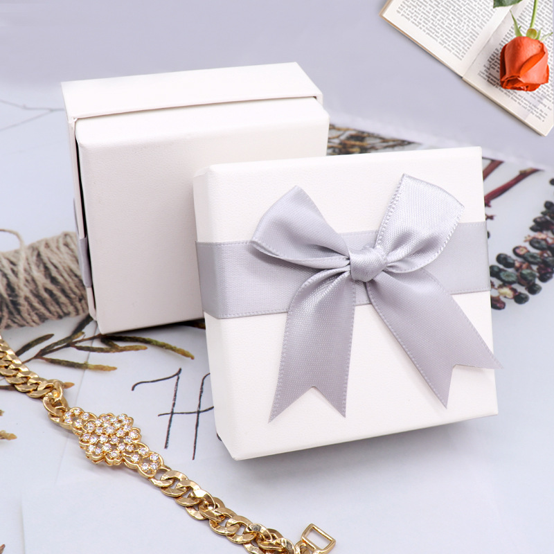 Jewelry Box Jewelry Gift Box Jewelry Packaging Box Ring Bow Carton Necklace Box Spot Wholesale