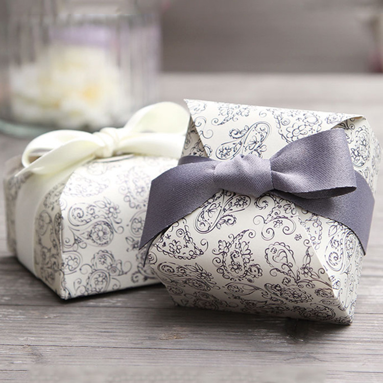 Processing South Korea creative candy box cookie box in stock wholesale XT09 Korean gift paper box