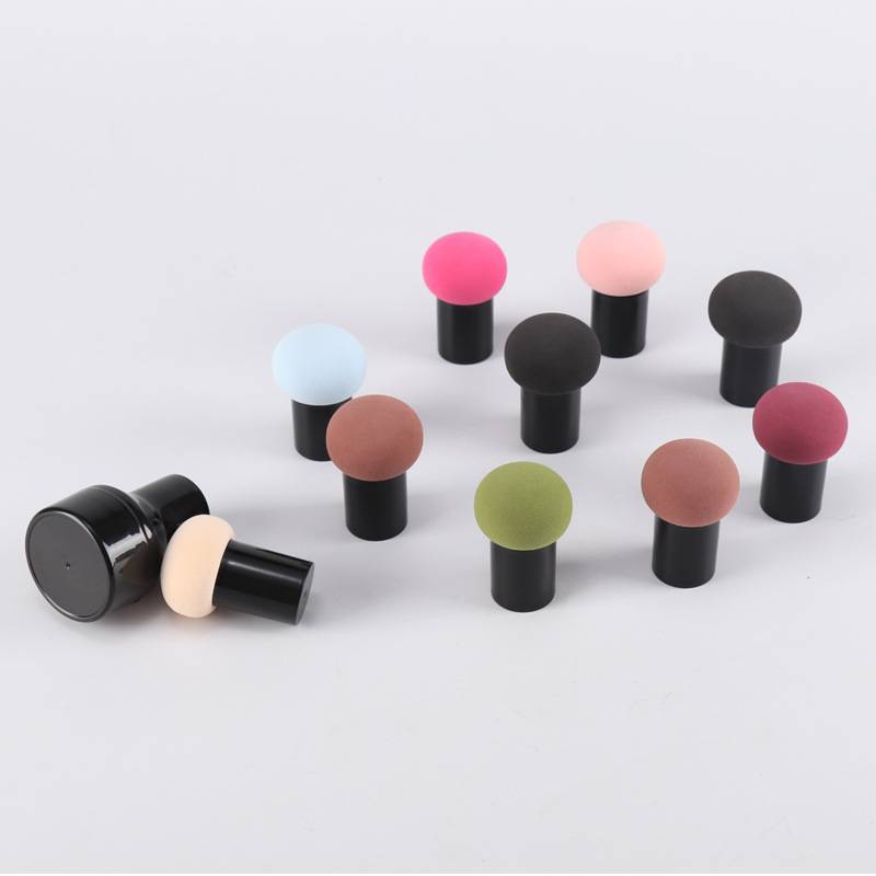 Air cushion BB cream mushroom head puff round head small mushroom puff with handle makeup sponge foundation mushroom head wholesale