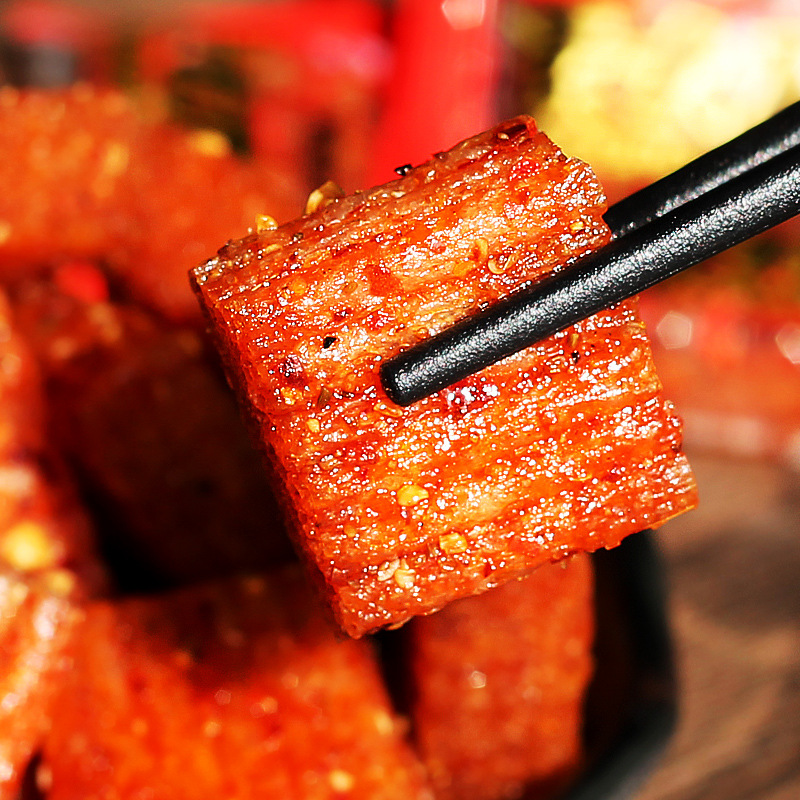 Zhou's e-family vegetarian knife meat 228g spicy leisure food Vegetarian Vegetarian meat gluten nostalgic snack spicy strip wholesale