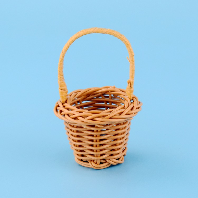 Mans and Rattan Woven Mini Basket Small Flower Basket DIY Toy Hand-held Basket Micro Landscape Decoration Basket Hand-held Flower Basket