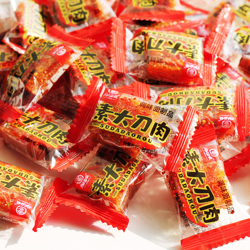 Zhou's e-family vegetarian knife meat 228g spicy leisure food Vegetarian Vegetarian meat gluten nostalgic snack spicy strip wholesale