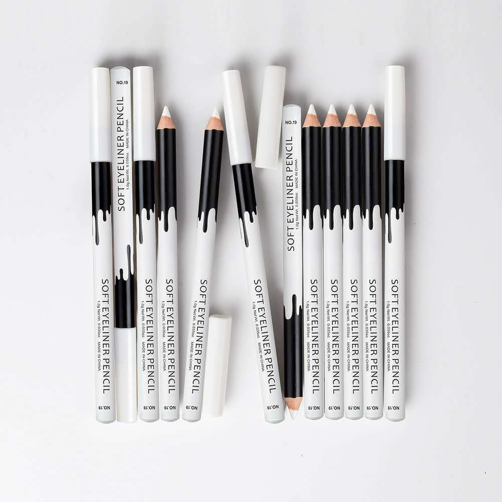 A generation of P112 Menow/Menow lying silkworm bright white high-gloss waterproof eyeliner