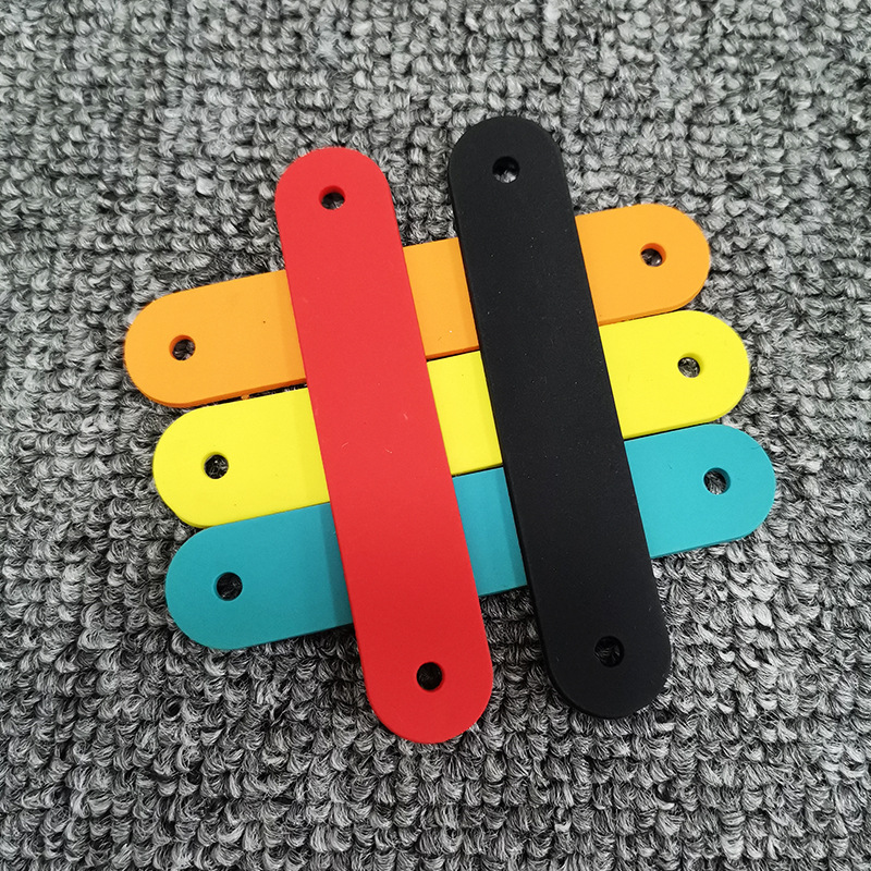 Drop plastic sign luggage clothing color PVC soft rubber stamp LOGO design clothing accessories drop plastic trademark