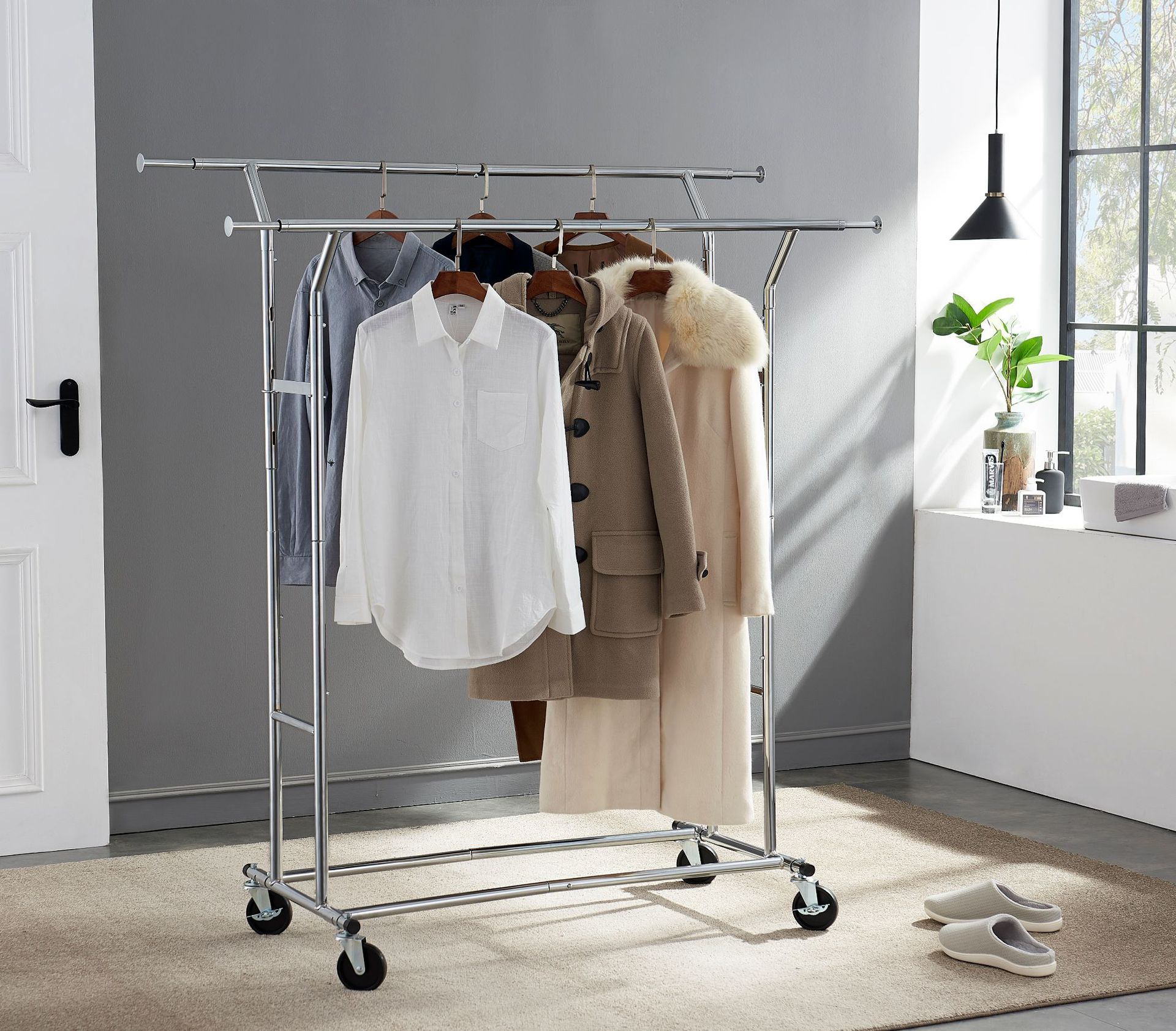 Thickened clothing store display rack simple wrought iron women's clothing display shelf with wheels removable floor hanger