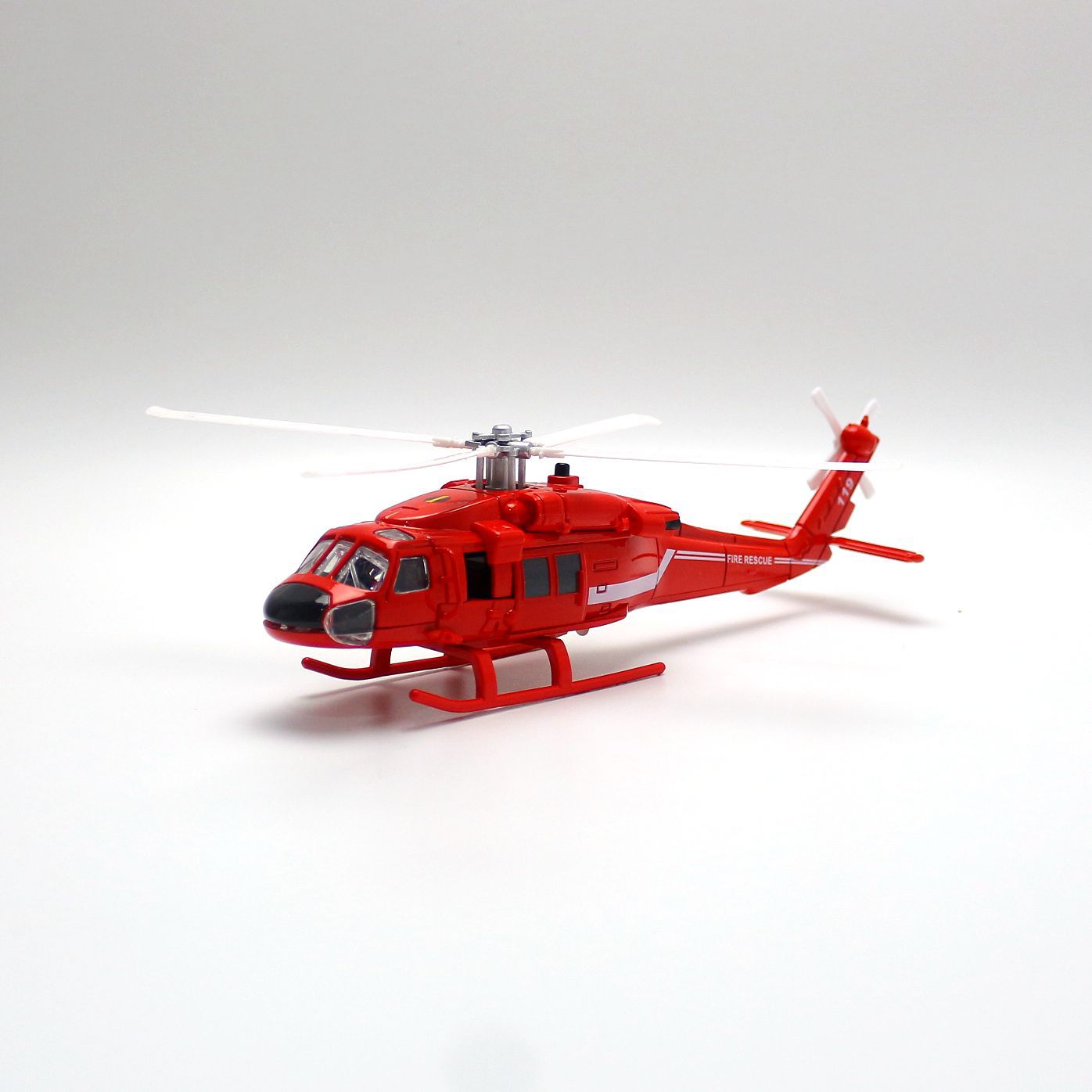 Huayi Alloy Toy Model 1:64 Black Hawk Helicopter Fire Rescue Fighter Aircraft Acousto and Light Gift Box