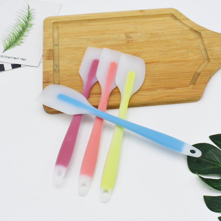One-piece semi-transparent silicone scraper 28CM large semi-transparent scraper cake spatula baking cream mixing knife