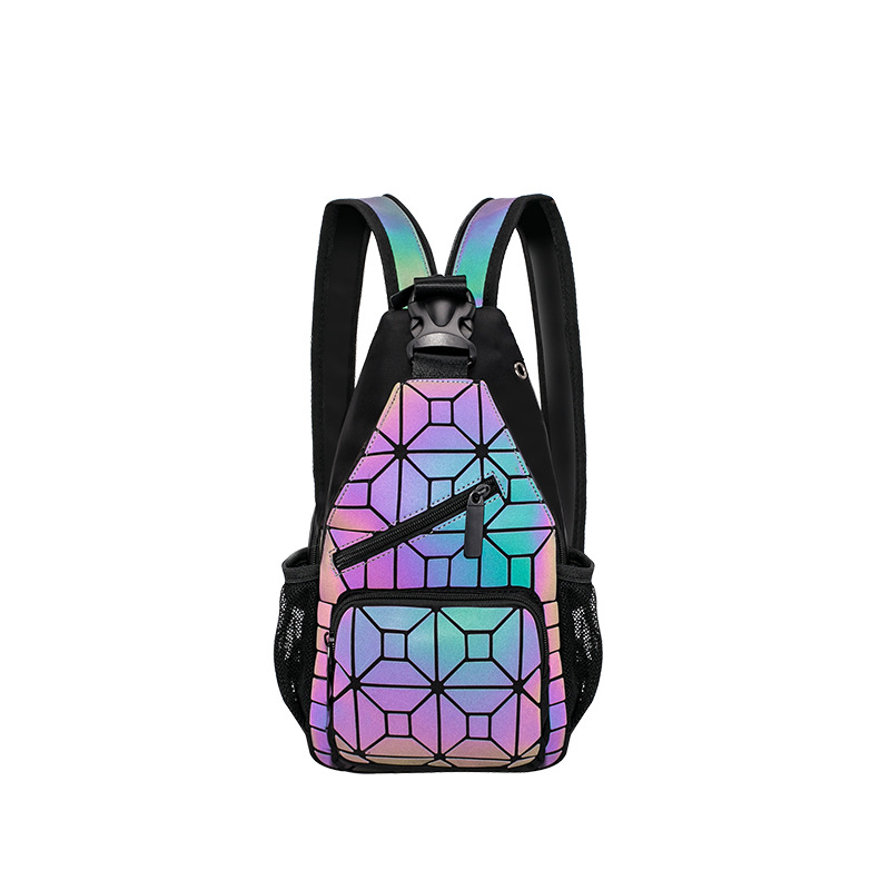 Men's and women's usable messenger bag 2022 new fashion all-match waist bag laser geometric chest bag outdoor reflective waist bag
