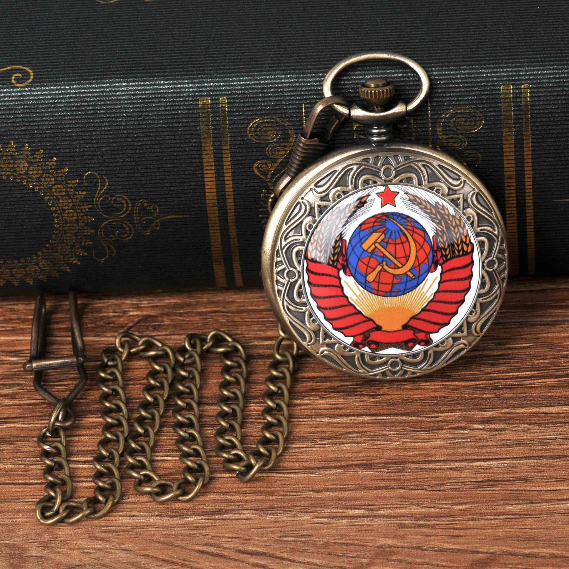 Large hammer sickle icon pocket watch silver gold relief map five-pointed star wheat rice pocket watch 1050