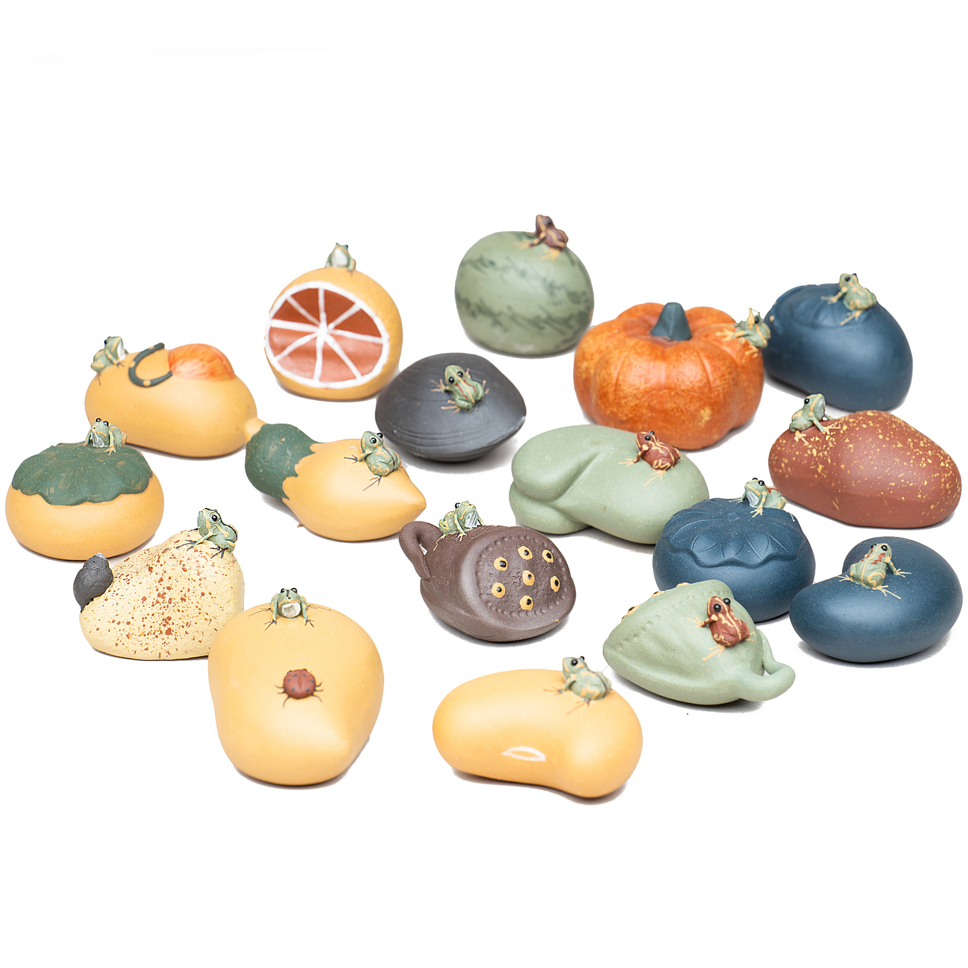 Yixing purple sand water spray watermelon tea pet handmade frog pumpkin lotus seed lemon broad bean tea set ornaments sculpture wholesale
