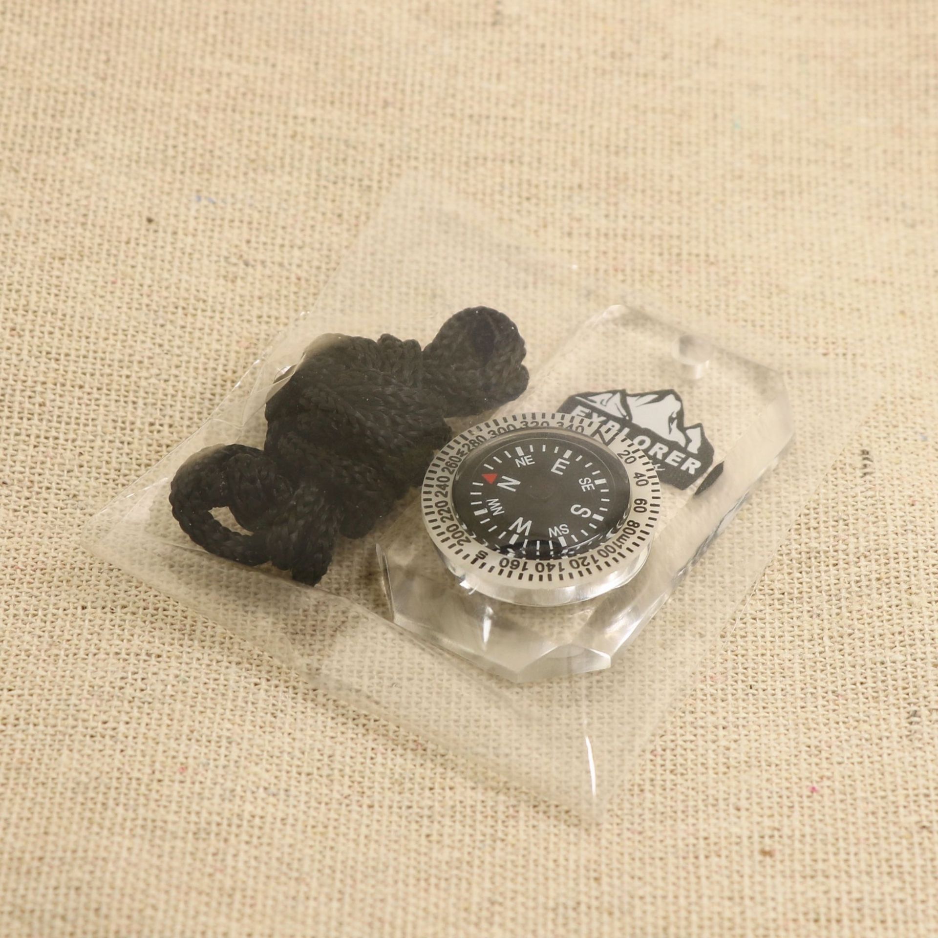 DC18-1A acrylic tag necklace compass pointer pendant outdoor accessories manufacturer in stock supply