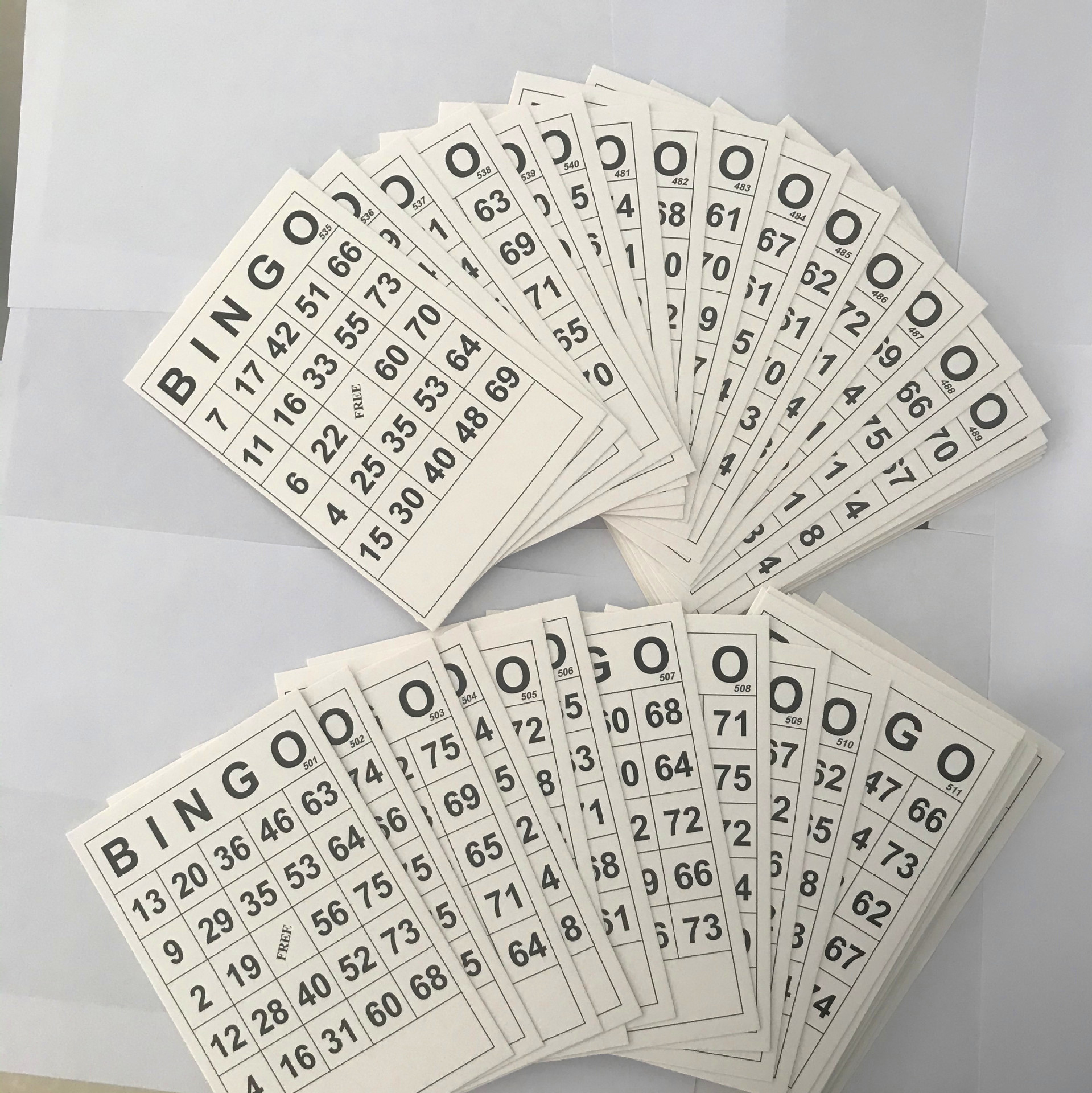 Cross-border hot selling 60 non-repeated BINGO cards BINGO card digital children's entertainment small game
