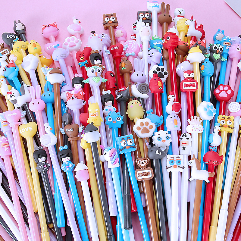 Cute cartoon pen Net red male and female student pen 0.5 black carbon water pen creative gel pen manufacturers wholesale