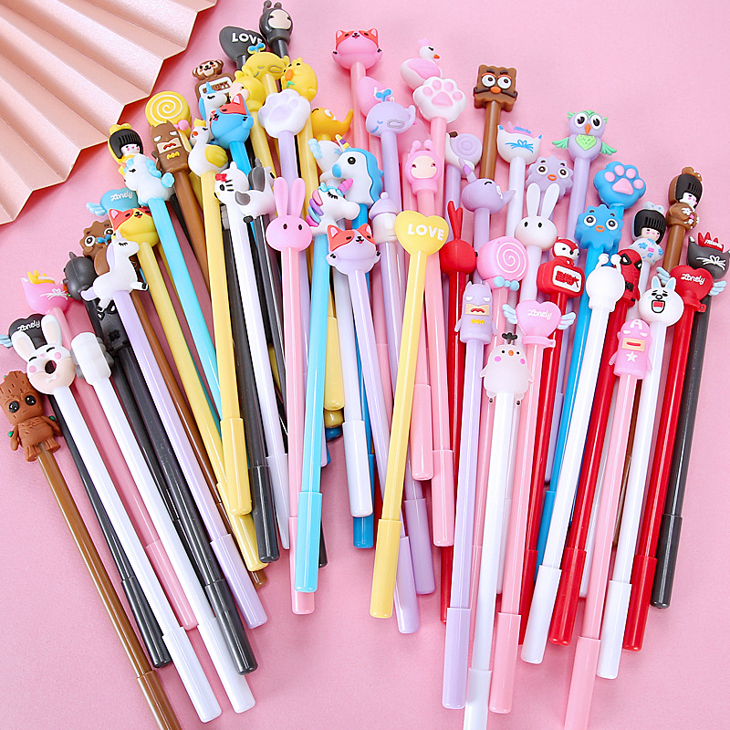 Cute cartoon pen Net red male and female student pen 0.5 black carbon water pen creative gel pen manufacturers wholesale