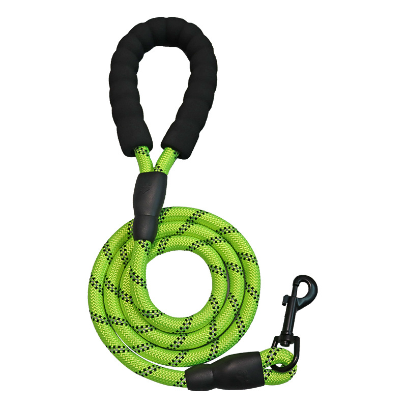 Dog traction rope does not use hand reflective traction rope thickened large dog walking rope 1.5 meters round rope pet supplies