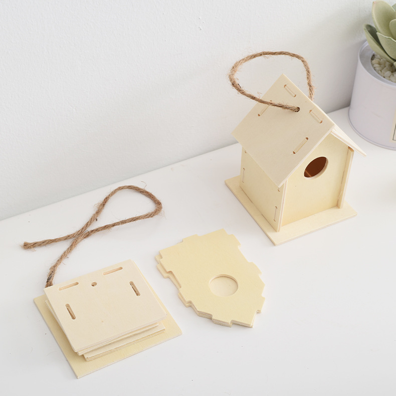 Cross-border wooden bird nest bird house diy small house graffiti Outdoor Birdhouse kit children handmade utensils independent station
