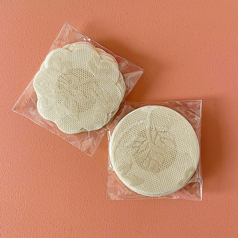 Cross-border supply milk paste silicone invisible chest paste anti-bump anti-light nipple paste non-woven disposable milk paste