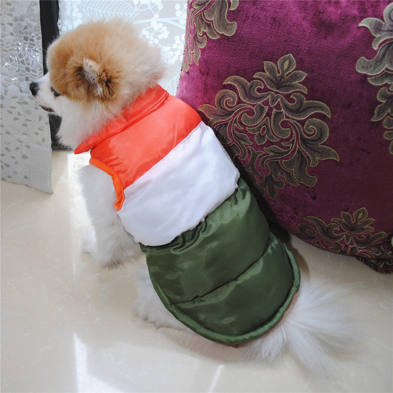 メーカー直売の新型冬犬は色を合わせて綿入れの上着とパンを着て保温して防風する前に綿入れの大きい犬を掛けます。|undefined