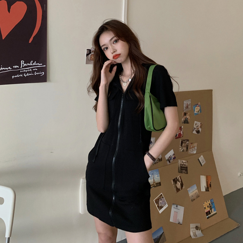 Summer 2024 New hooded small slimming temperament short sleeve zipper dress women's clothing