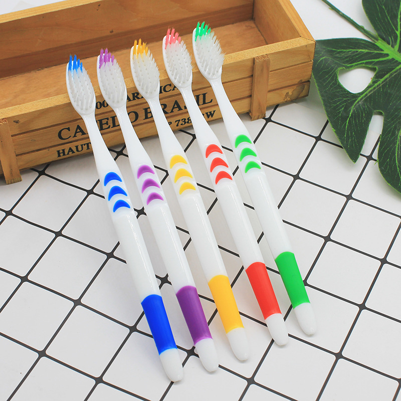 Small Moon 10 affordable bamboo charcoal soft bristle toothbrush 2 yuan shop running rivers and lakes stall toothbrush supply factory wholesale
