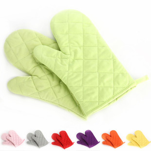 Solid color quilted microwave oven anti-scalding heat insulation high temperature non-slip gloves kitchen oven baking special factory outlet