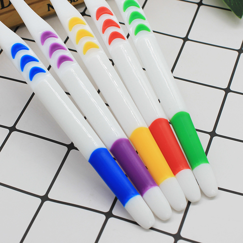 Small Moon 10 affordable bamboo charcoal soft bristle toothbrush 2 yuan shop running rivers and lakes stall toothbrush supply factory wholesale