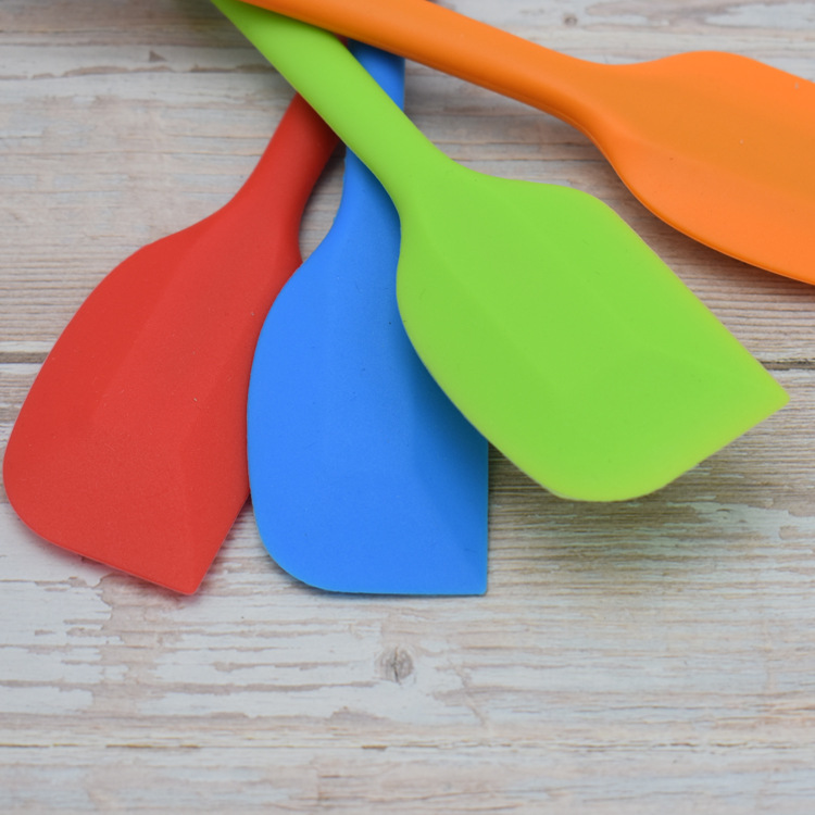Large Small size integrated silicone scraper baking tool silicone scraper cream cake spatula baking spatula