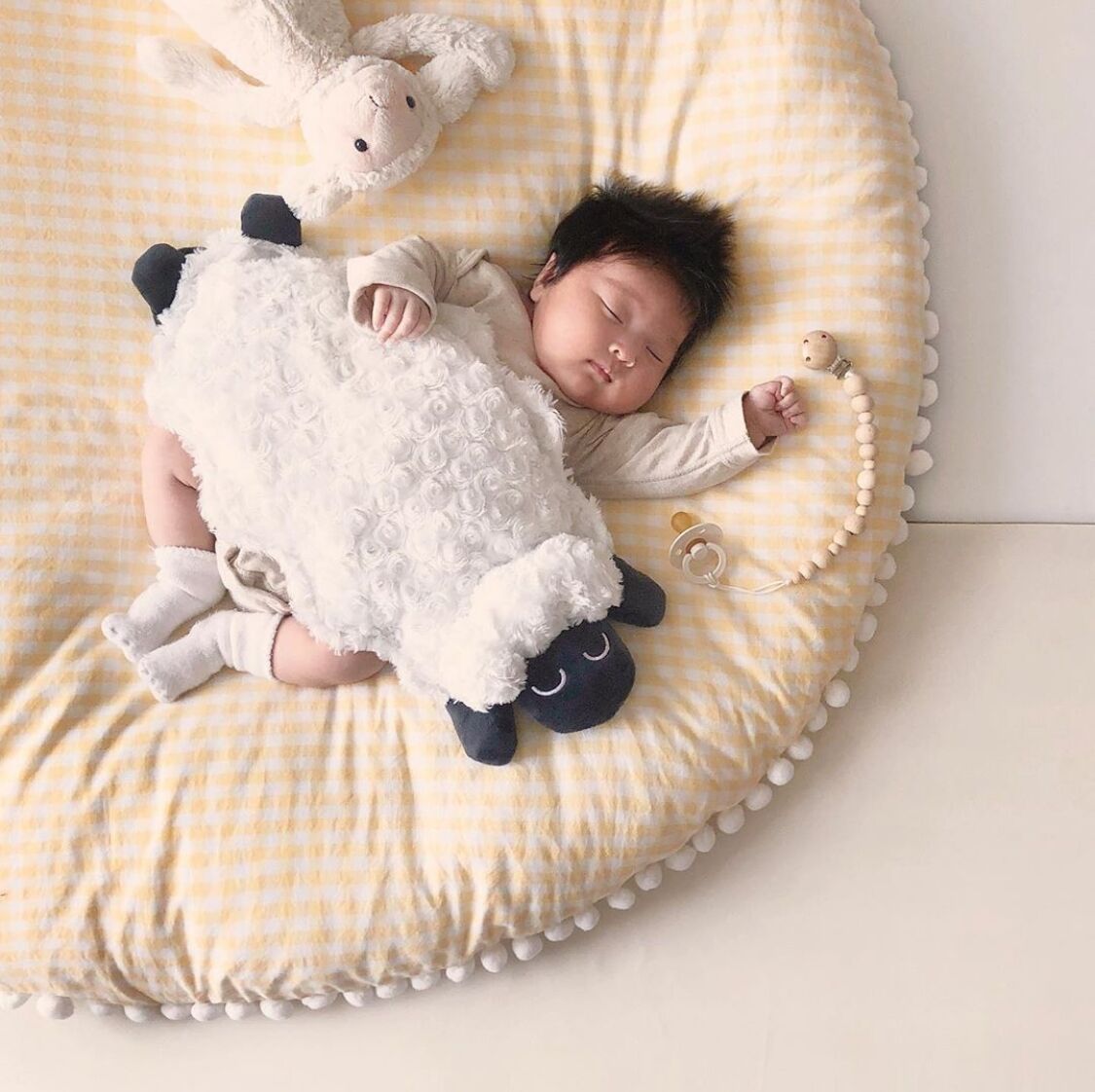 INS Children's Round Fur Ball Climbing Mat Simple Floor Mat Bedroom Mat Children's Room Decorative Mat