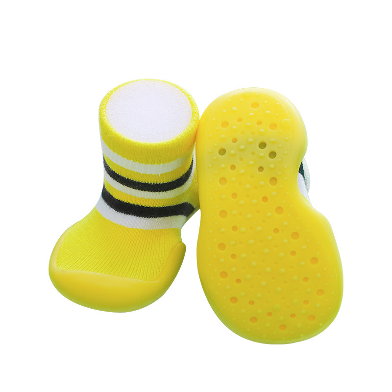 Airuige 23 new baby children's shoes cute shoes socks infant toddler shoes socks rubber sole shoes foreign trade supply