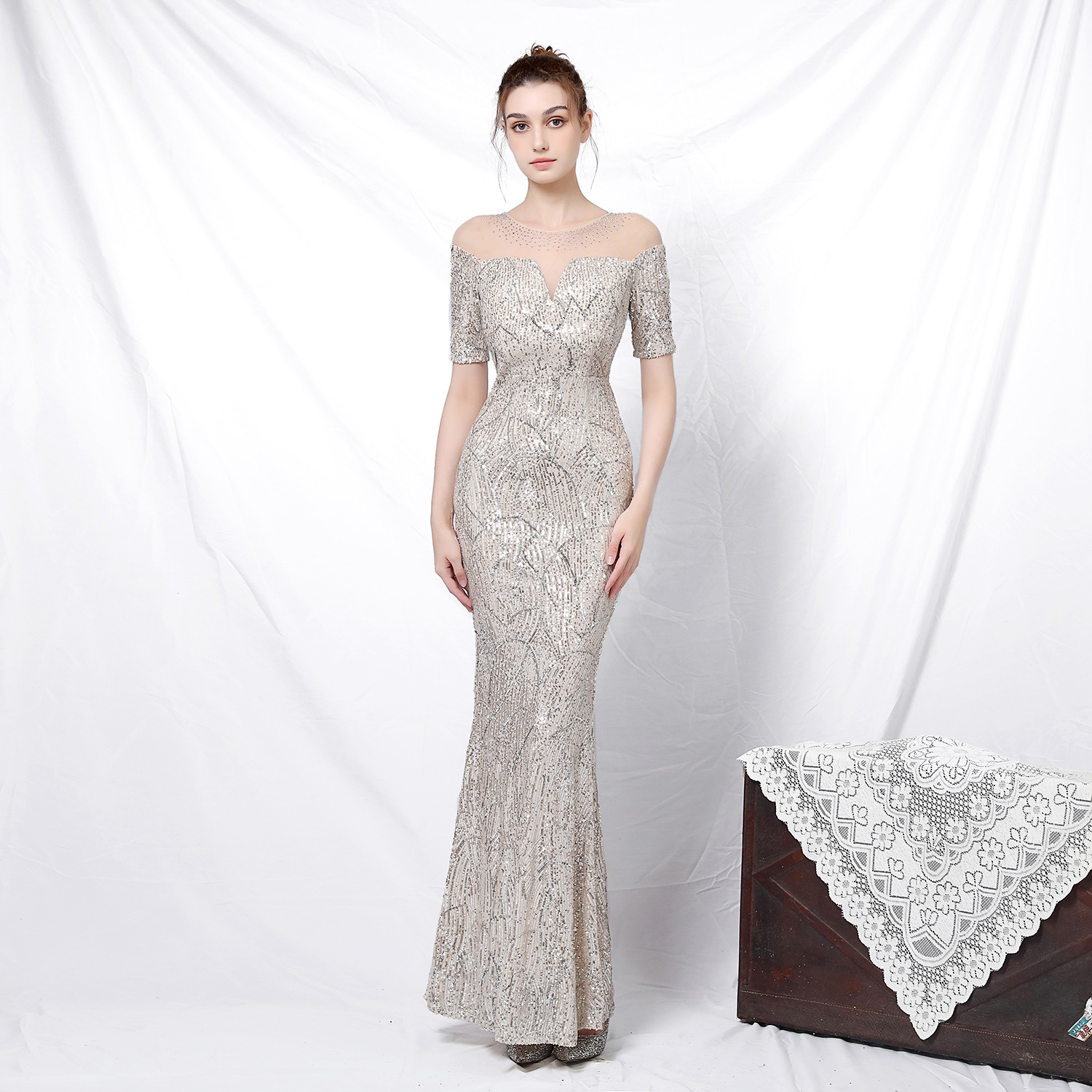 18123# New Elegant Banquet Elegant Long Sleeve Sequin Astrology Queen Fishtail Evening Dress