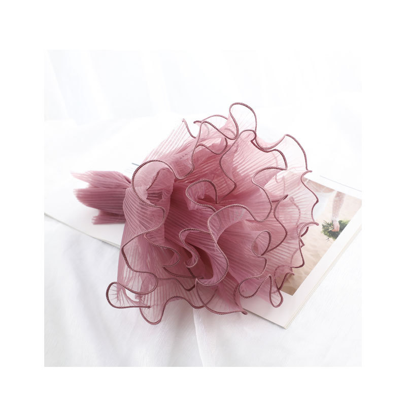 Pearl spray yarn lined pleated wave three-dimensional mesh bag flower spray yarn bouquet flower packaging materials wholesale