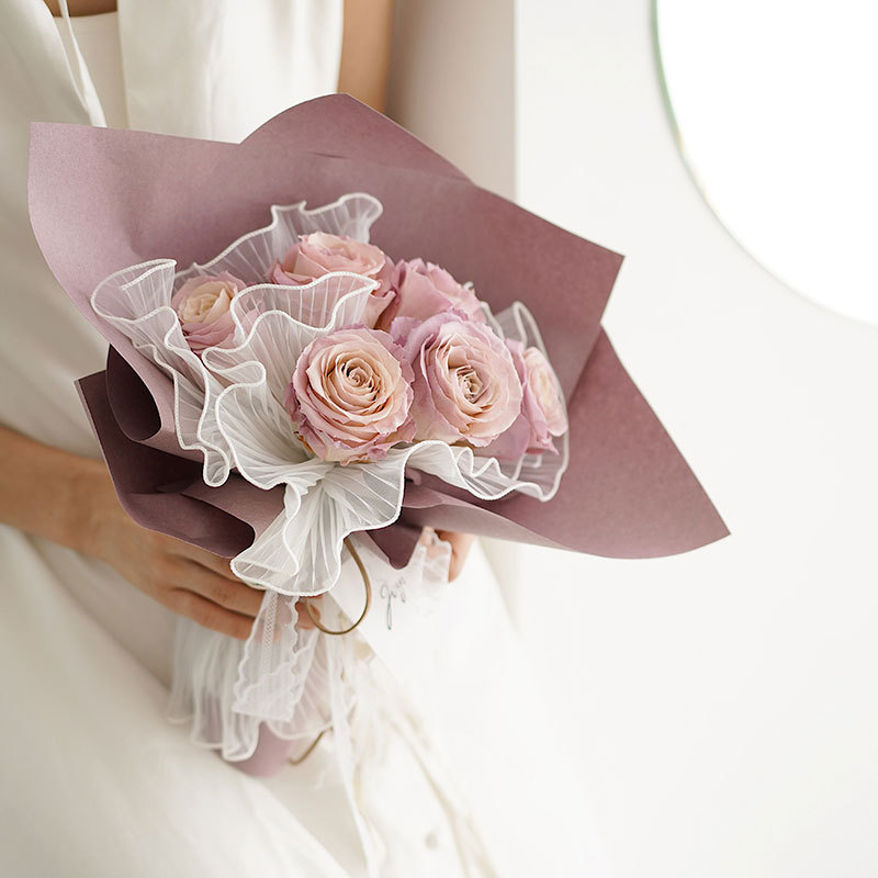 Pearl spray yarn lined pleated wave three-dimensional mesh bag flower spray yarn bouquet flower packaging materials wholesale