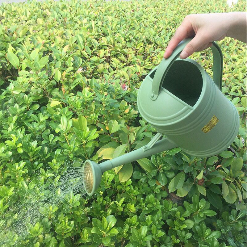 Garden tools shower watering kettle large shower head stainless steel plastic sprinkler factory production