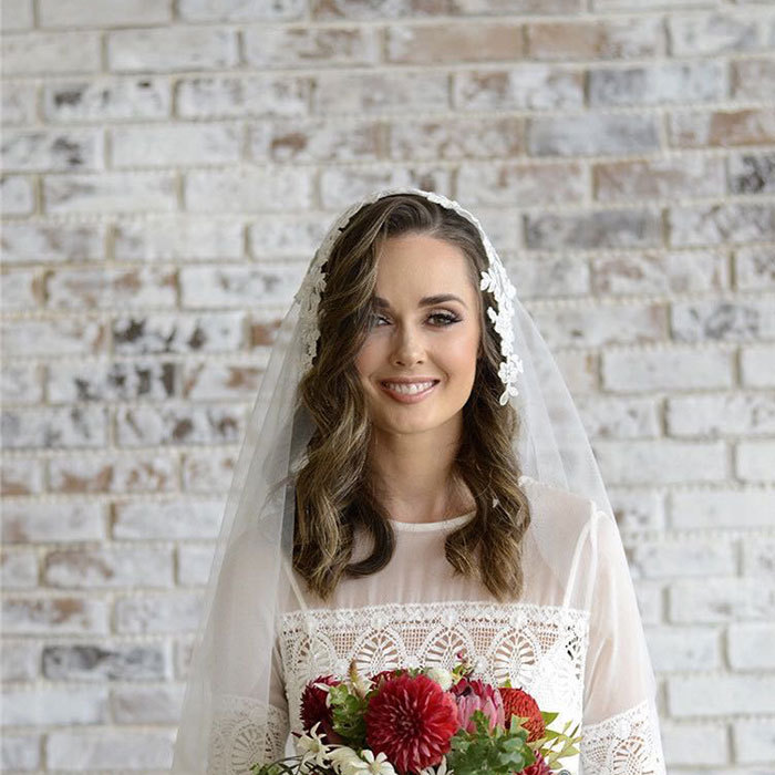 Foreign Trade European and American 2020 All-match Bride Single-layer Soft Yarn Travel Photo Wedding Dress Short Lace Veil Accessories for Women