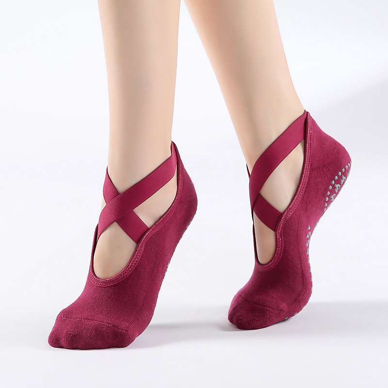 Autumn and winter New beginner non-slip ladies professional yoga socks five-finger socks dance socks silicone cotton Pilates
