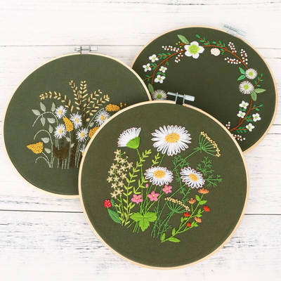 Original green chrysanthemum dandelion green daisy wreath diy handmade embroidery material wrapped cotton cross border English