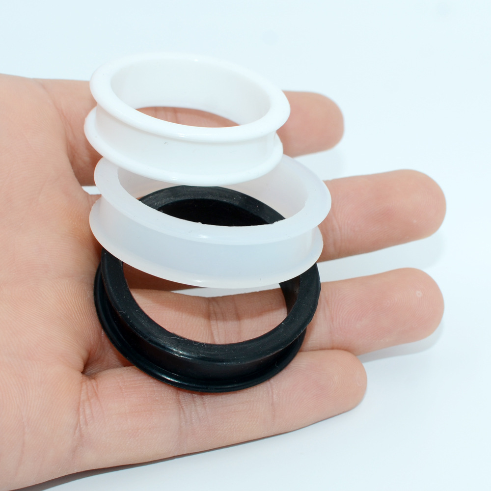 Cross-border soft silicone black-and-white transparent hollow pulley auricle flesh-colored ear expander puncture perforated ear expander 3-76mm