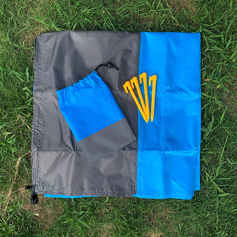 Factory spot outdoor camping waterproof beach mat portable foldable polyester pocket picnic mat moisture-proof mat