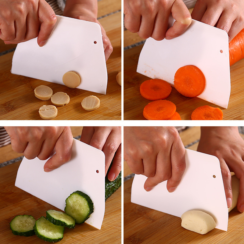 Scraper noodle cutter sausage powder cake steamed bread pancake Jelly cream scraper plastic scraper household baking tool