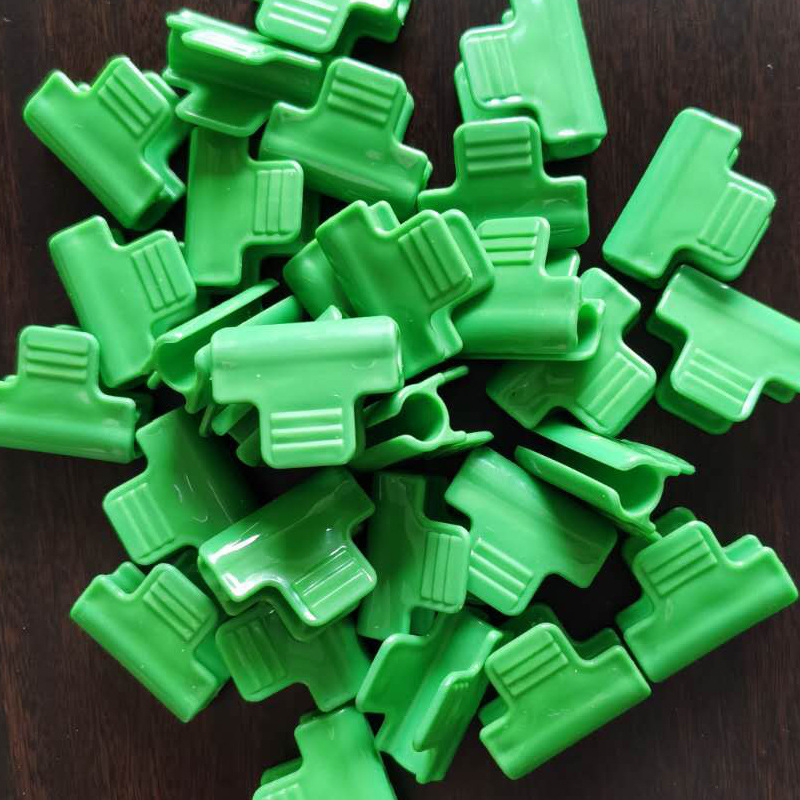 Factory direct supply greenhouse accessories garden plastic clip greenhouse steel wire pressure Film card buckle film buckle clip