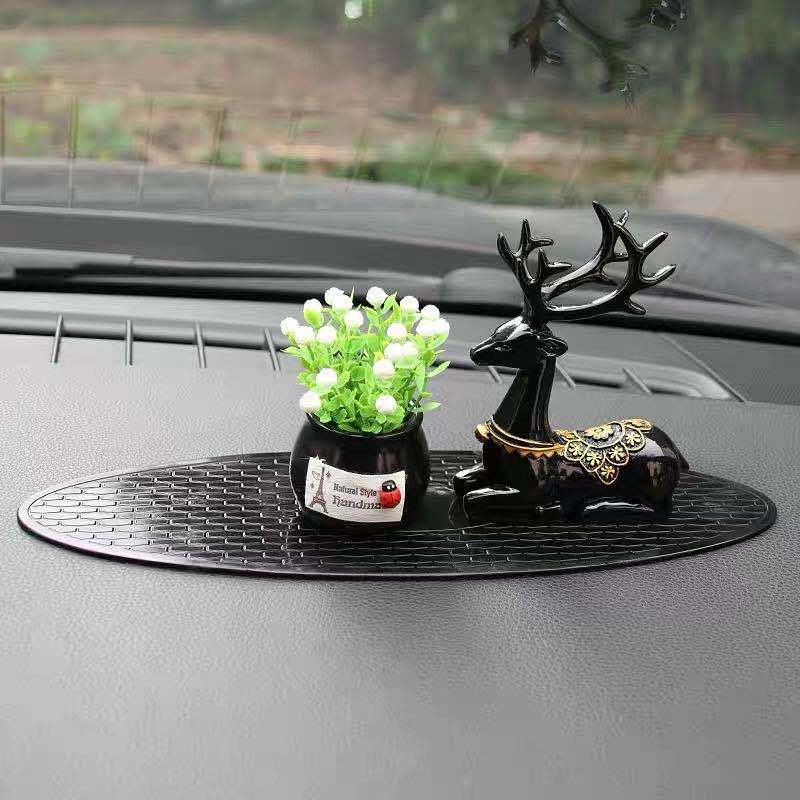 Car non-slip mat car perfume instrument panel decoration mobile phone storage stickers car silicone non-slip mat sticky factory