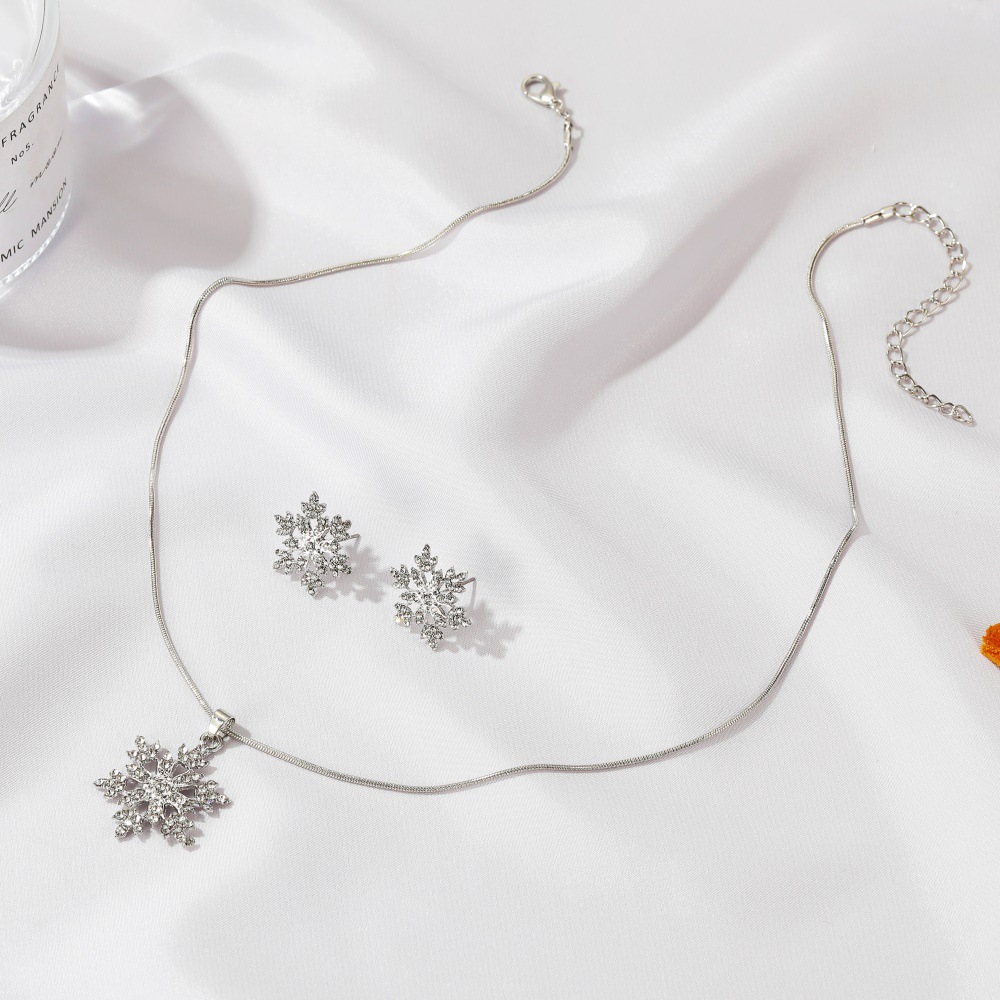 Cross-border new suit jewelry temperament simple full diamond alloy snowflake necklace earrings Tanabata Valentine's Day gift