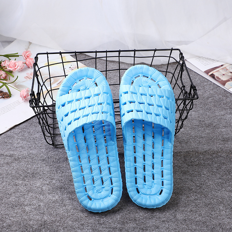 Summer new couple home slippers bath non-slip mute bathroom hollow leaking slippers eva