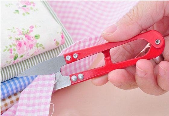 Color spray yarn cut thread cut cross stitch scissors U-shaped fishing line cut small scissors