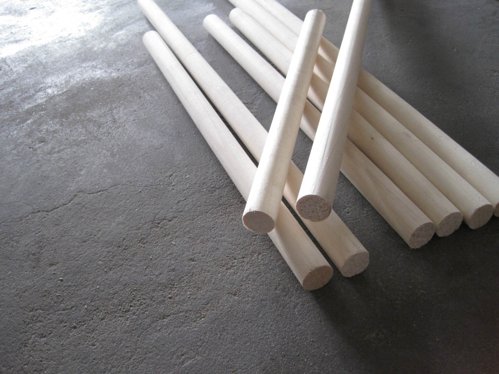 Wooden Sticks, Various Specifications, Factory Supply