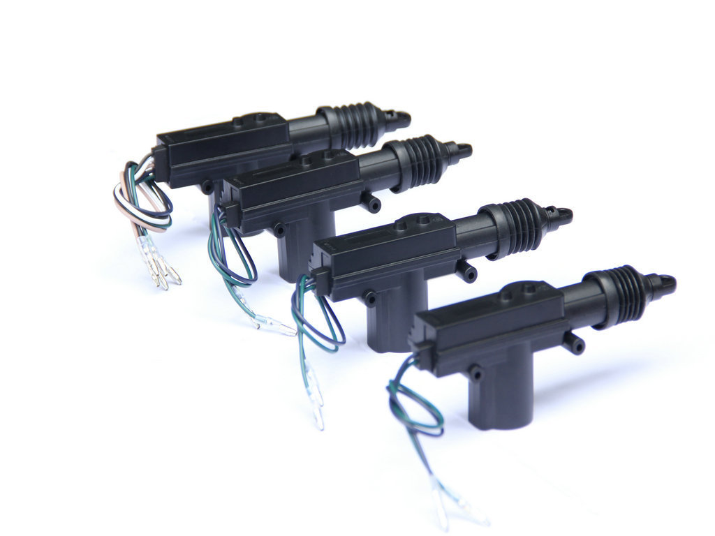 Factory sales car remote control central lock with folding key with window lift trunk function one control three systems