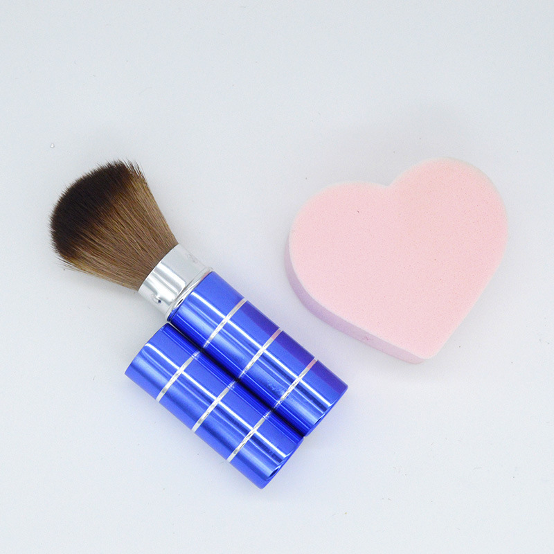 Factory Straight Cosmetic Brush Metal Telescopic Brush Bulk Corrugated Silk Nylon Hair Portable Telescopic Brush Blush Brush