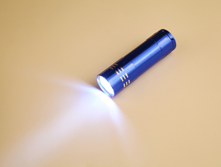 9led aluminum alloy flashlight classic gift can be fixed logo small flashlight manufacturers