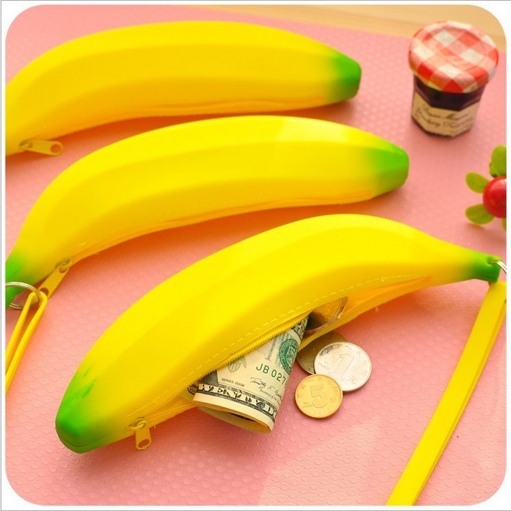 Factory direct Japanese and Korean cute silicone banana bag silicone coin purse silicone candy color pen case coin bag